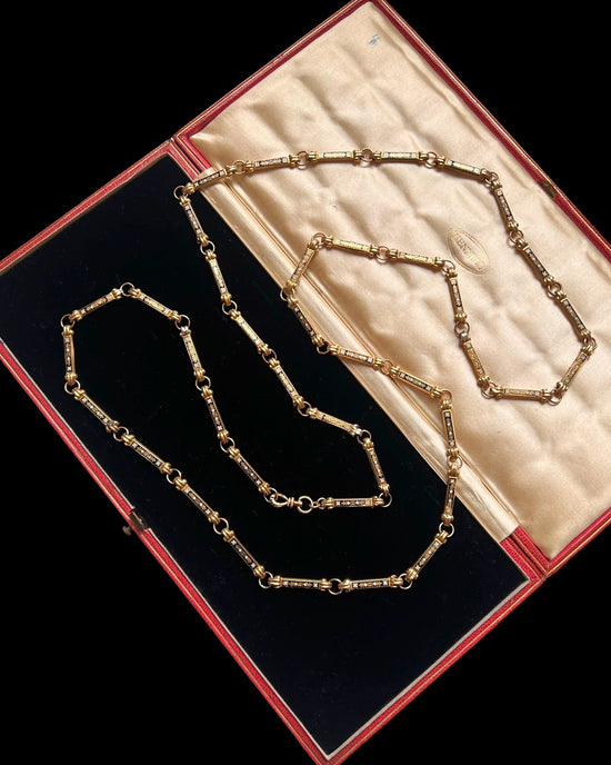 EARLY 19TH CENTURY 18CT GOLD & SWISS ENAMEL CHAIN