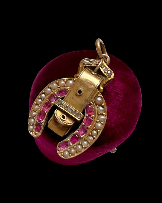 VICTORIAN HORSESHOE & BUCKLE PENDANT