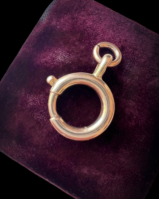 ANTIQUE 18CT GOLD BOLT RING