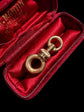 19TH CENTURY 18CT GOLD TWIST DOG CLIP