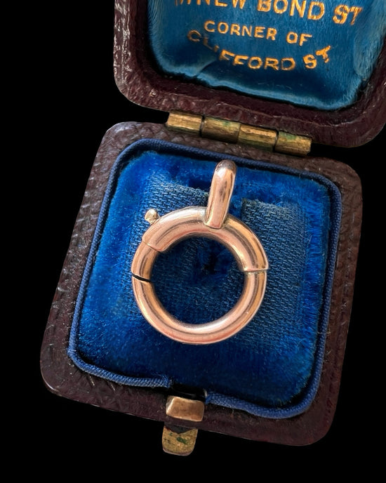 VICTORIAN 9CT GOLD BOLT RING