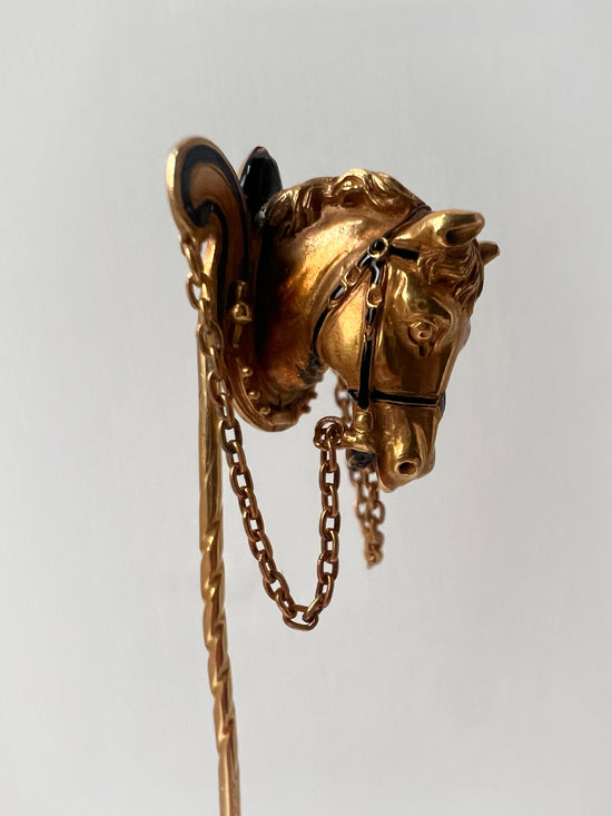 19TH CENTURY 18CT GOLD FRENCH HORSE HEAD STICK PIN