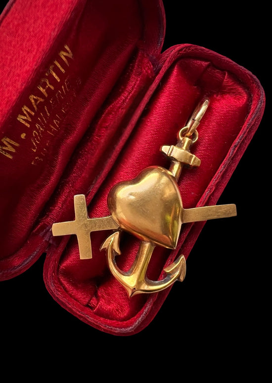 ANTIQUE LOVE FAITH CHARITY 18CT GOLD PENDANT