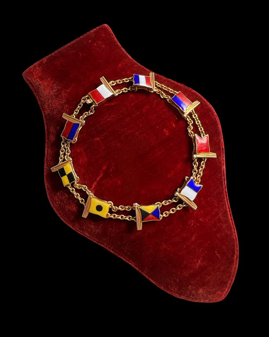20TH CENTURY ACROSTIC MARATIME SIGNAL FLAG ‘ELIZABETH’ BRACELET