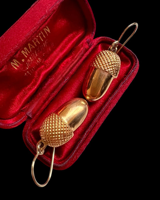 VICTORIAN 18CT GOLD ACORN EARRINGS
