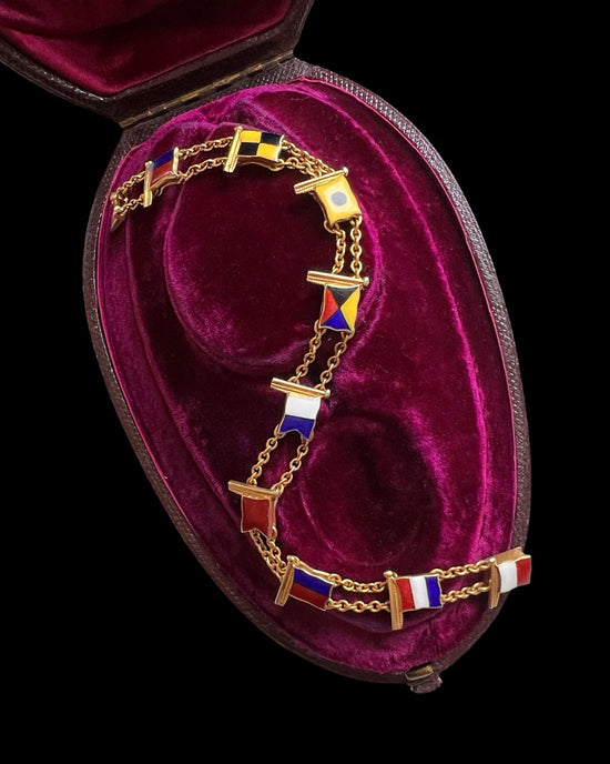 20TH CENTURY ACROSTIC MARATIME SIGNAL FLAG ‘ELIZABETH’ BRACELET