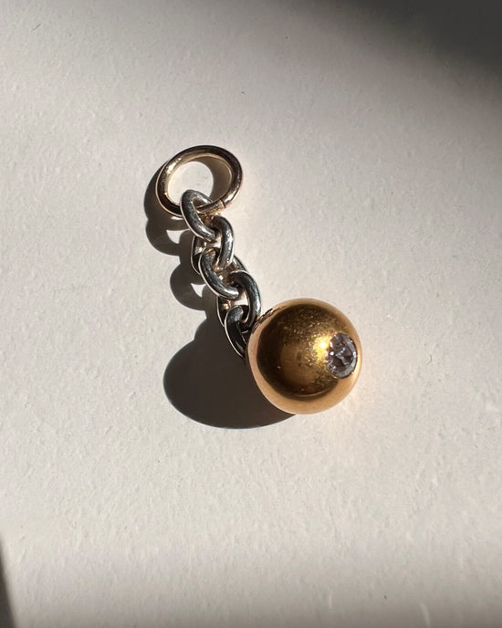 ANTIQUE 18CT GOLD & DIAMOND SPHERE CHAIN CHARM