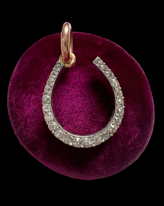 ANTIQUE DIAMOND HORSESHOE PENDANT