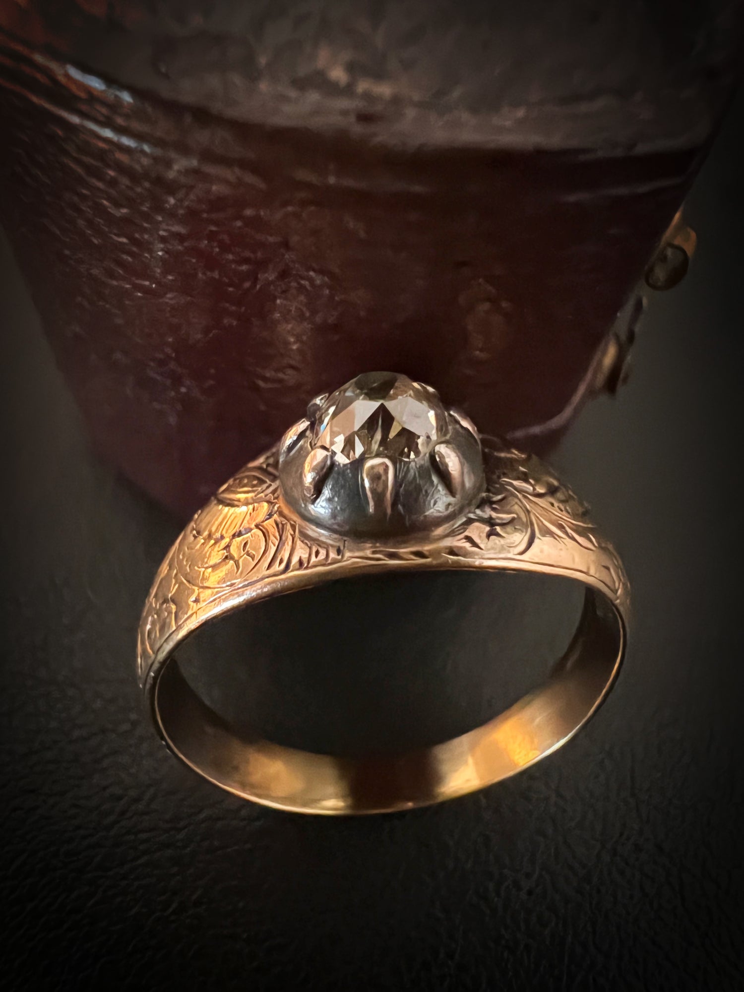 VICTORIAN OLD CUT DIAMOND RING The Old Cut