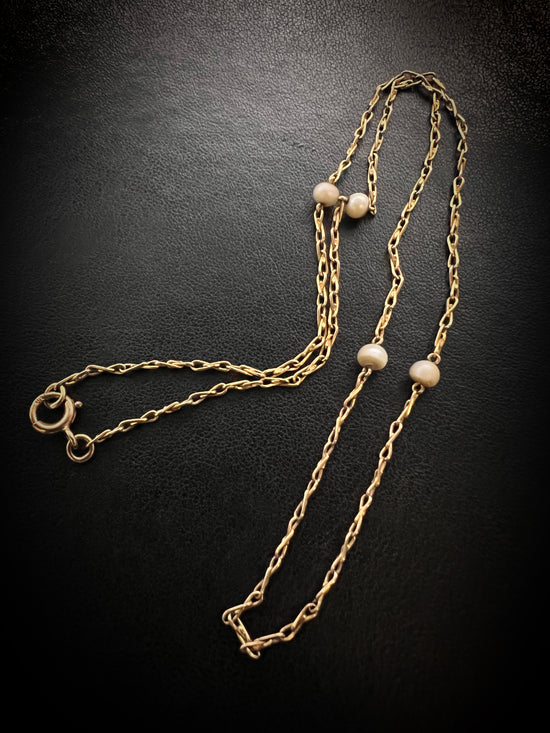 EDWARDIAN PEARL & 9CT GOLD CHAIN