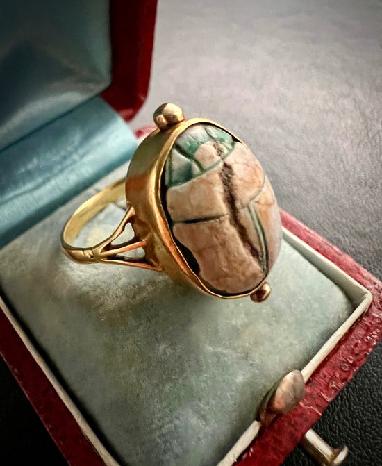 EDWARDIAN HARD STONE SCARAB RING