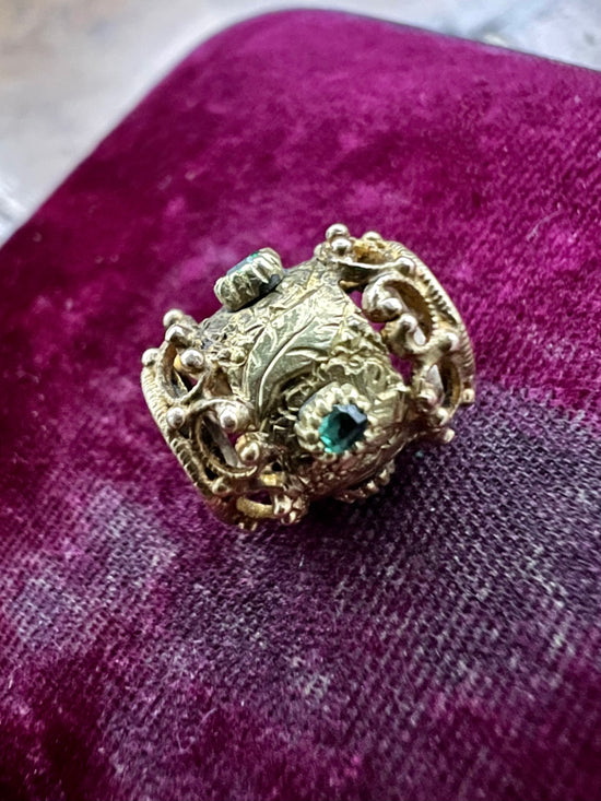 GEORGIAN REGENCY EMERALD SLIDER