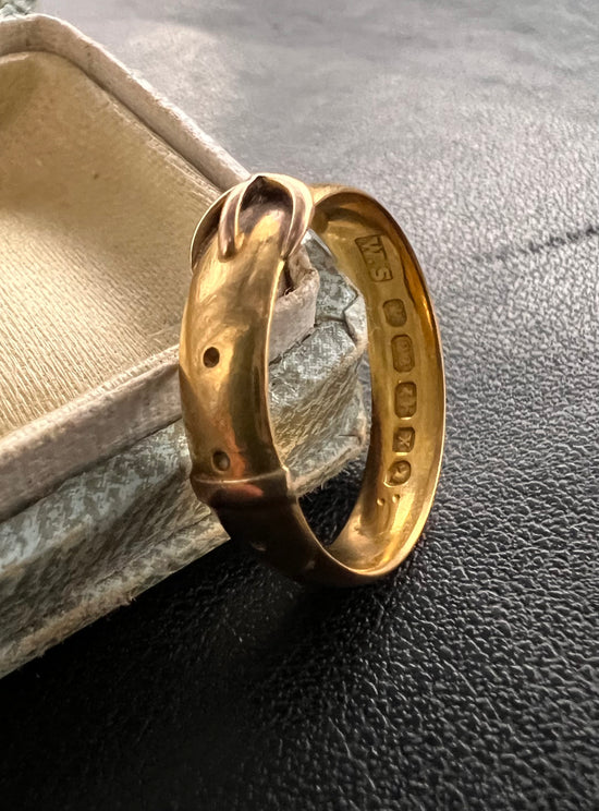 VICTORIAN 22CT BUCKLE RING