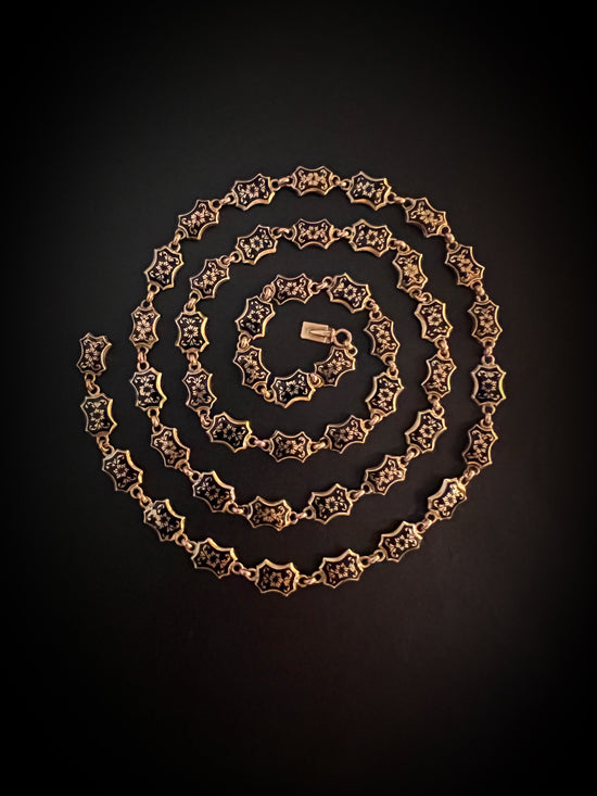 EARLY 19TH CENTURY SWISS BLACK ENAMEL CHAIN