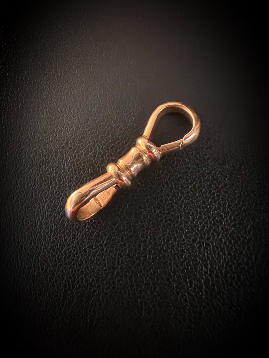 ANTIQUE HIGH CARAT GOLD DOUBLE DOG CLIP