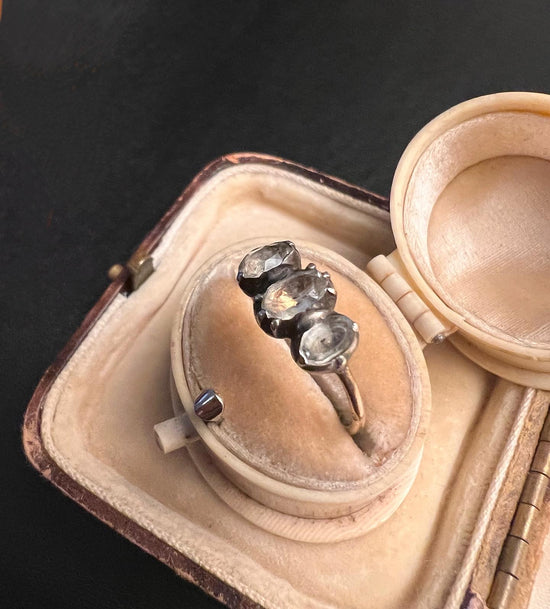 FRENCH EARLY PASTE RING