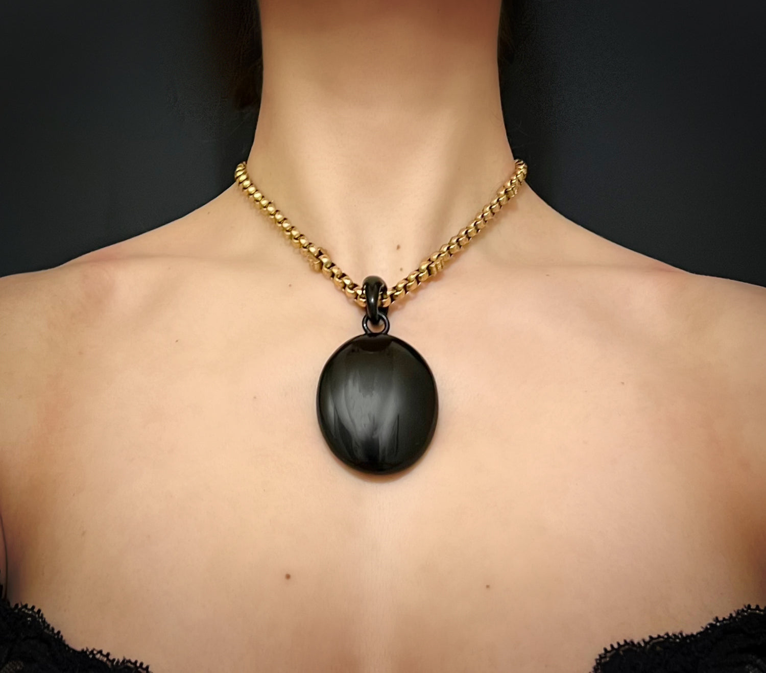 Whitby Jet Locket VICTORIAN WHITBY JET LOCKET – The Old Cut